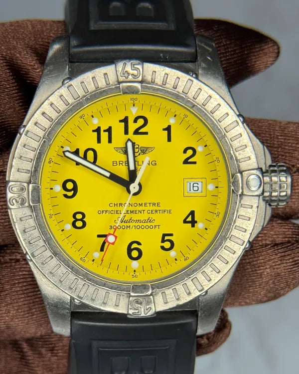 2004 Breitling Avenger Seawolf 44MM Yellow Dial Rubber Strap (E17370)