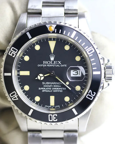 1983 (8 Mil. Serial) Rolex Submariner Date 40MM Black Dial Oyster Bracelet (16800)