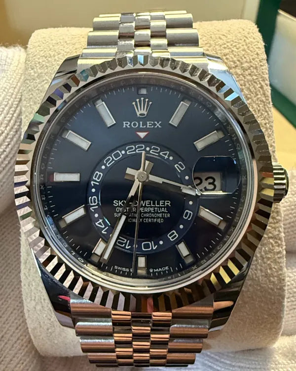 8Diego working8 Rolex Sky-Dweller (336934)