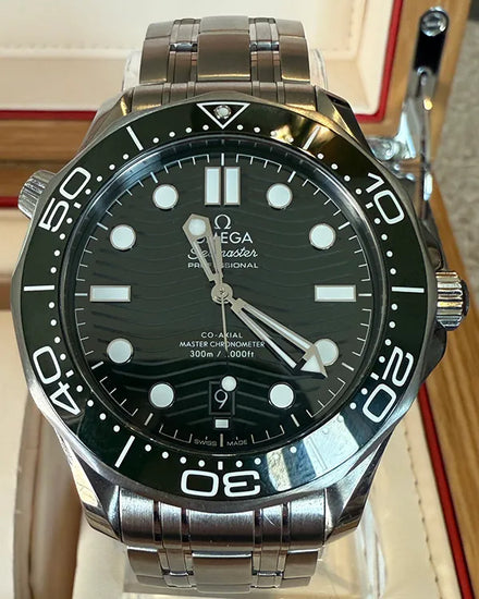 2023 Omega Seamaster Diver 300M 42MM Green Dial Steel Bracelet (210.30.42.20.10.001)