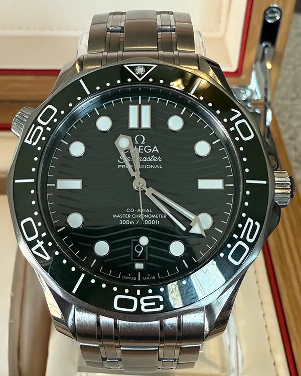 2023 Omega Seamaster Diver 300M 42MM Green Dial Steel Bracelet (210.30.42.20.10.001)