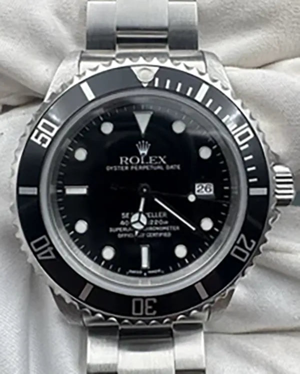 2000 (P Serial) Rolex Sea-Dweller 4000 40MM Black Dial Oyster Bracelet (16600)