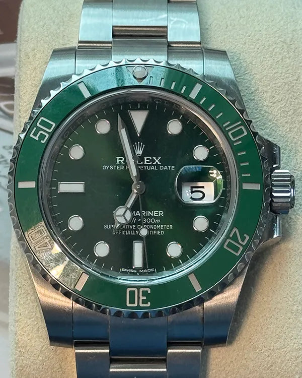 2016 Rolex Submariner Date “Hulk” 40MM Green Dial Oyster Bracelet (116610LV)
