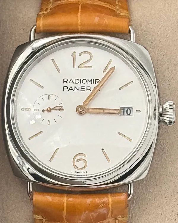 Panerai Radomir Quaranta 40MM White Dial Leather Strap (PAM01292)