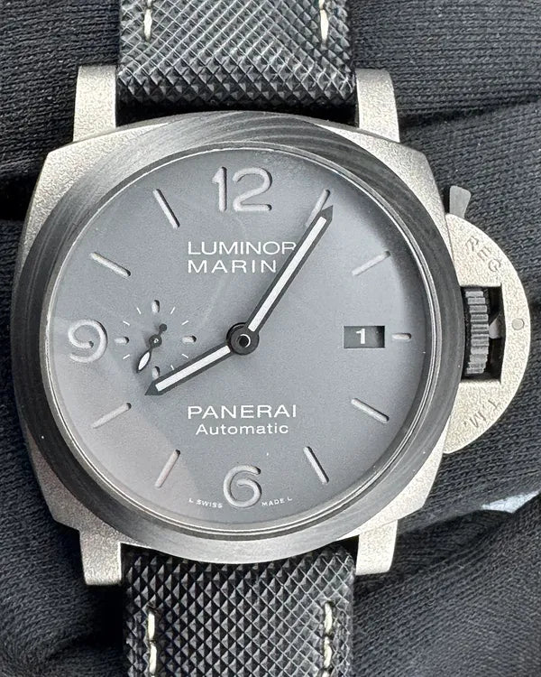 2021 Panerai Luminor Marina 44MM Grey Dial Textile Strap (PAM01662)