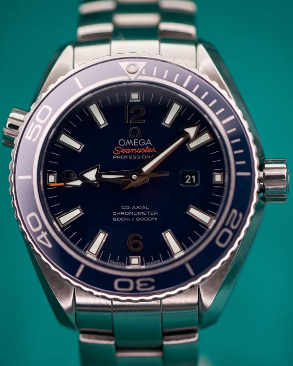 2015 Omega Seamaster Planet Ocean 600M 37.5MM Blue Dial Titanium Bracelet (232.90.38.20.03.001)
