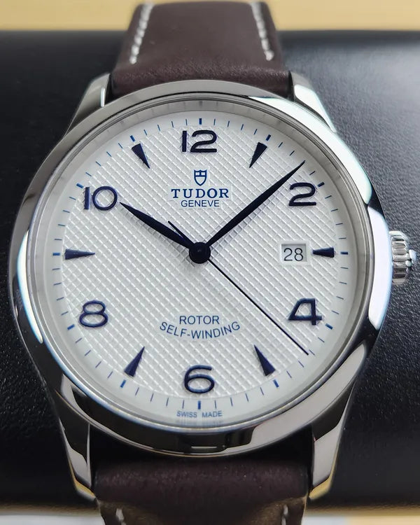 No Reserve - 2025 Tudor 1926 41MM White Dial Leather Strap (91650)