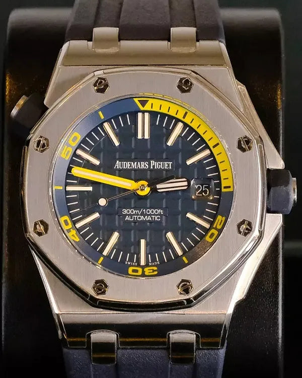 2017 Audemars Piguet Royal Oak Offshore Diver 42MM Blue Dial Rubber Strap (15710ST.OO.A027CA.01)
