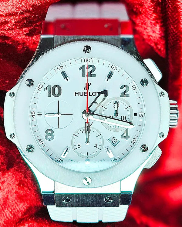 Hublot Big Bang "St. Moritz" 44MM White Dial Rubber Strap (301.SE.230.RW)