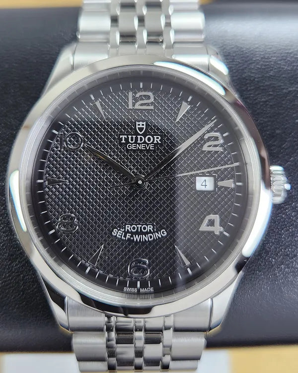 2025 Tudor 1926 41MM Black Dial Steel Bracelet (91650)