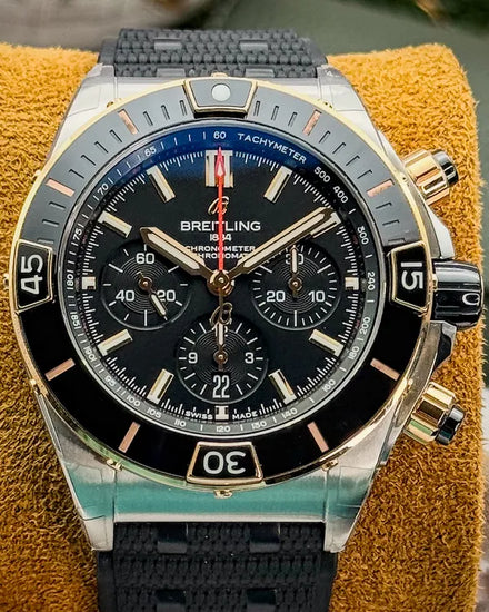 2022 Breitling Super Chronomat 44MM Black Dial Rubber Strap (UB01362)