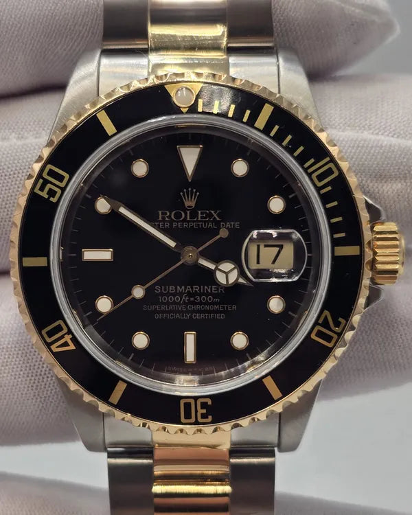 1993 (S Serial) Rolex Submariner Date 40MM Black Dial Two-Tone Oyster Bracelet (16613)