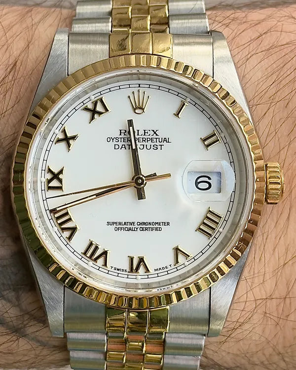 1995 (W Serial) Rolex Datejust 36MM White Dial Two-Tone Jubilee Bracelet (116233)