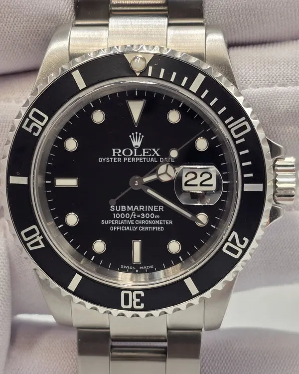 2002 Rolex Submariner Date 40MM Black Dial Oyster Bracelet (16610)
