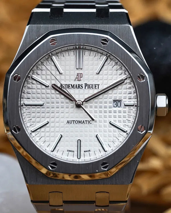 2016 Audemars Piguet Royal Oak 41MM Silver Dial Steel Bracelet (15400ST.OO.1220ST.02)