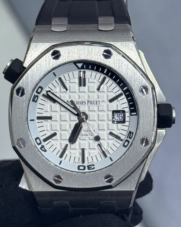 Audemars Piguet Royal Oak Offshore (15710ST.OO.A002CA.02)