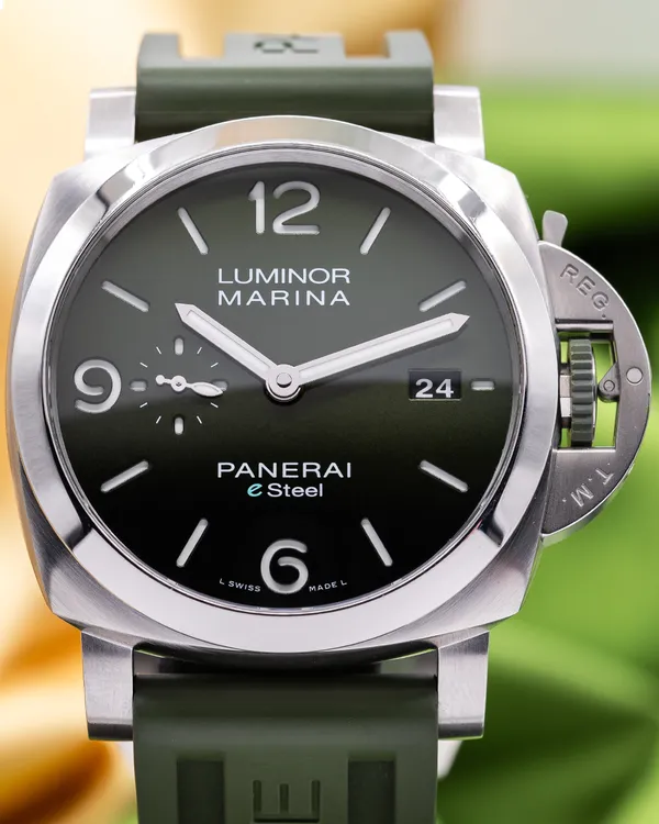 2022 Panerai Luminor Marina "Verde Smeraldo" 44MM Green Dial Rubber Strap (PAM01356)