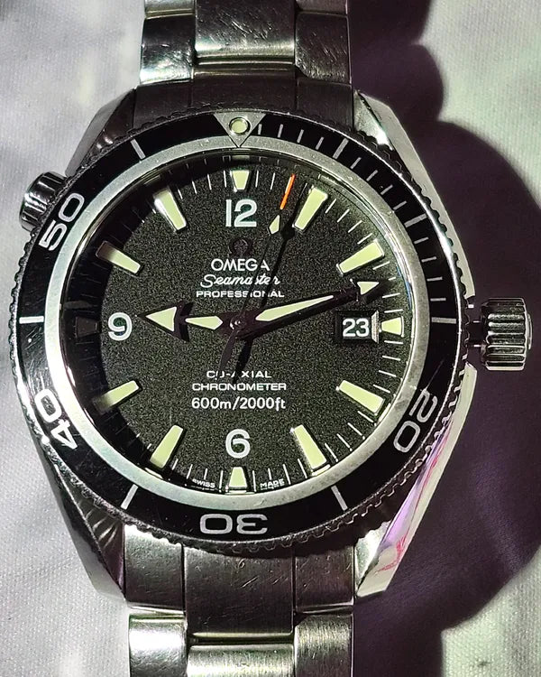 2008 Omega Seamaster Planet Ocean 42MM Black Dial Steel Bracelet (2201.50.00)
