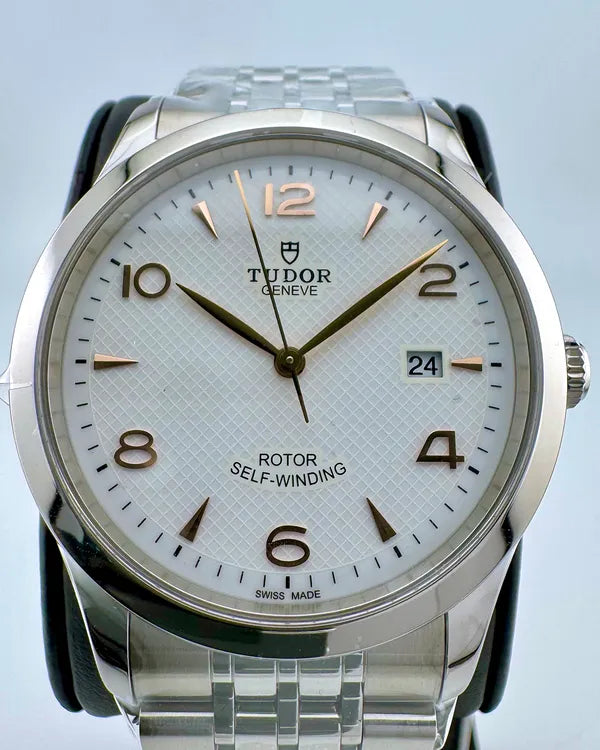 No Reserve - 2023 Tudor 1926 41MM Silver Dial Steel Bracelet (91650)