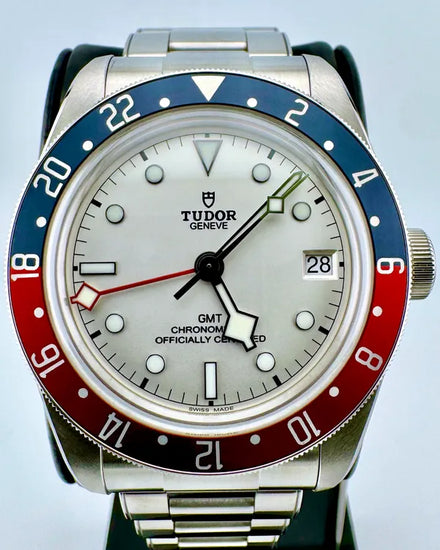 No Reserve - 2025 Tudor Black Bay GMT "Pepsi" 41MM White Dial Steel Bracelet (79830RB)