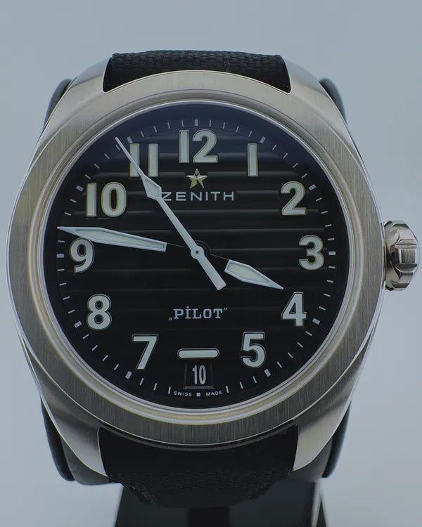 No Reserve - 2024 Zenith Pilot 40MM Black Dial Textile Strap (03.4000.3620/21.1001)