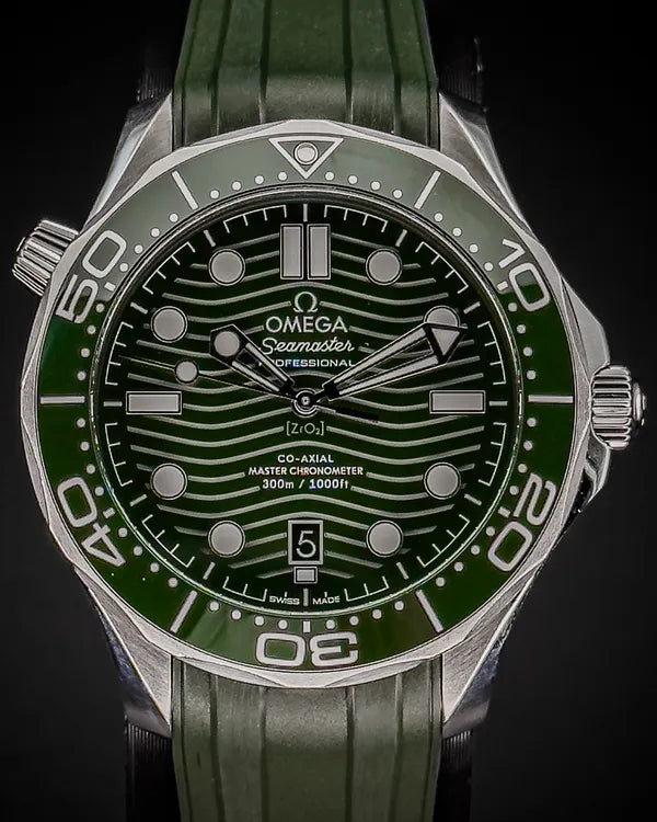 2023 Omega Seamaster Diver 300M "Seaweed" 42MM Green Dial Rubber Strap (210.32.42.20.10.001)