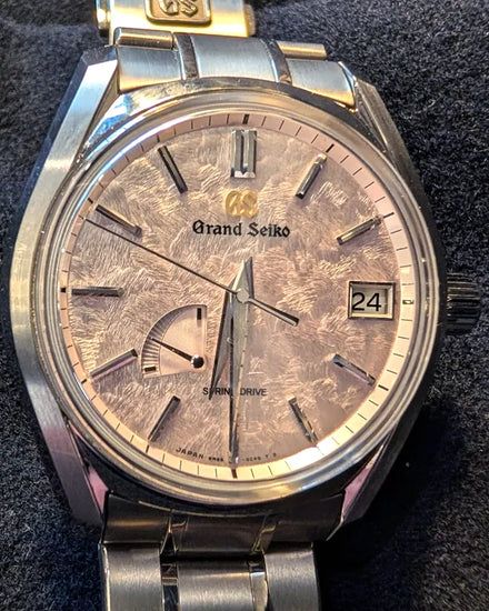 2022 Grand Seiko Heritage Collection "Shunbun" 40MM Pink Dial Titanium Bracelet (SBGA413G)