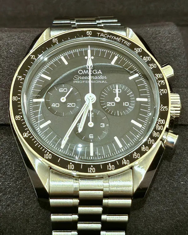 2024 Rare Omega Speedmaster Professional Moonwatch "Oman Edition" 42MM Black Dial Steel Bracelet (310.30.42.50.01.003)