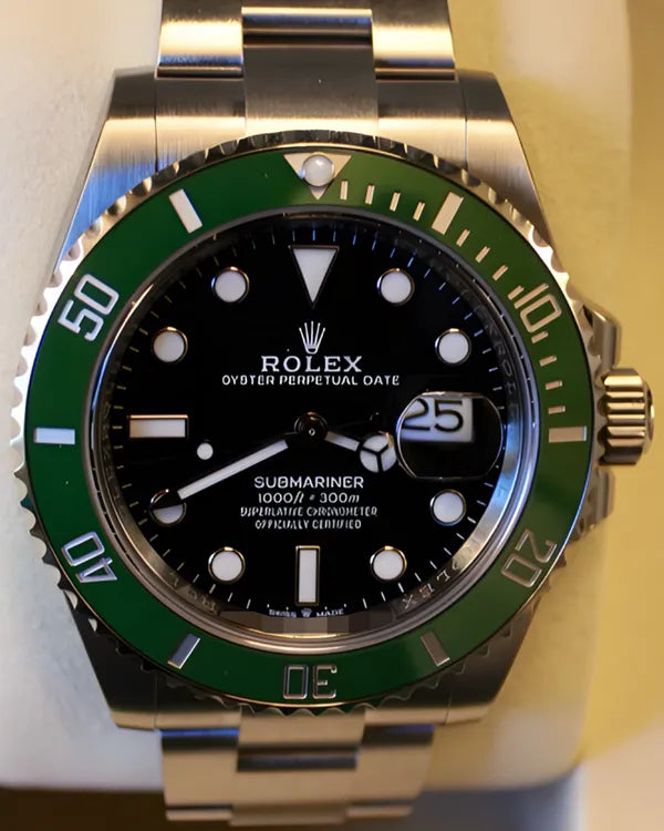 Rolex Submariner (126610LV)