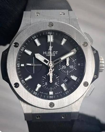 Hublot Big Bang 44MM Black Dial Rubber Strap (301.SX.1170.RX)