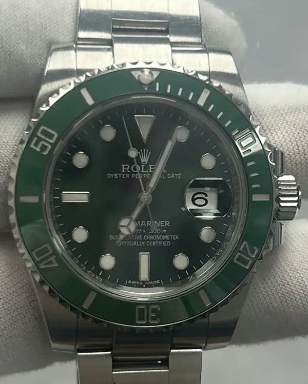 Rolex Submariner (116610LV)