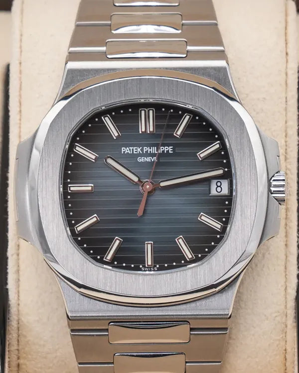 2019 Patek Philippe Nautilus 40MM Blue Dial Steel Bracelet (5711/1A-010)