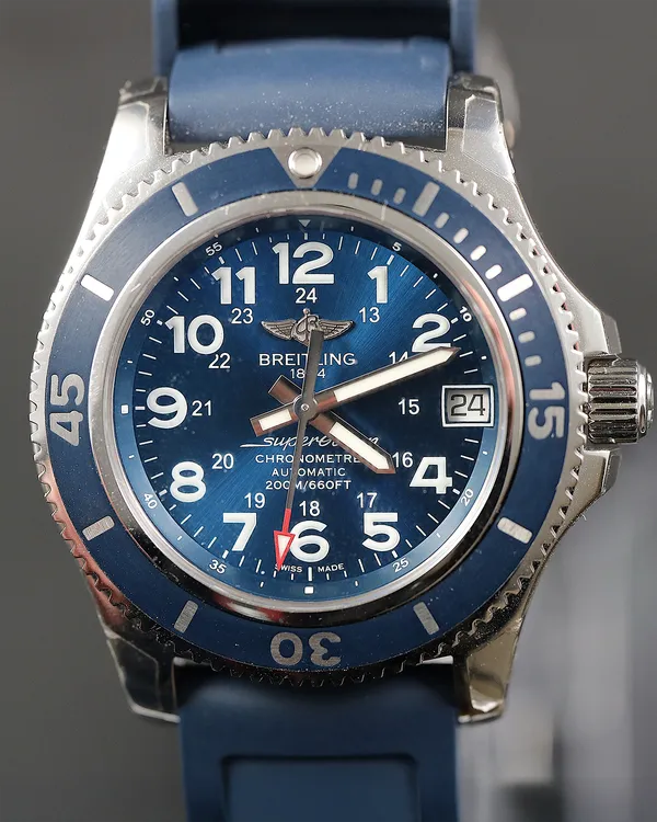Breitling Superocean (Superocean II - Ref A17312D1 - Cal 17 – Full Set)