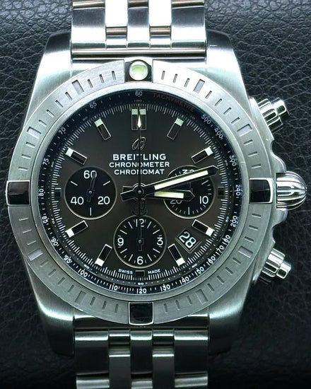 2020 Breitling Chronomat B01 44MM Grey Dial Steel Bracelet (AB0115101F1A1)