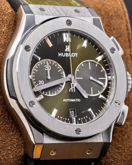 2018 Hublot Classic Fusion 45MM Green Dial Leather Strap (521.NX.8970.LR)