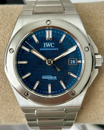 2025 IWC Schaffhausen Ingenieur 40MM Blue Dial Steel Bracelet (IW328907)