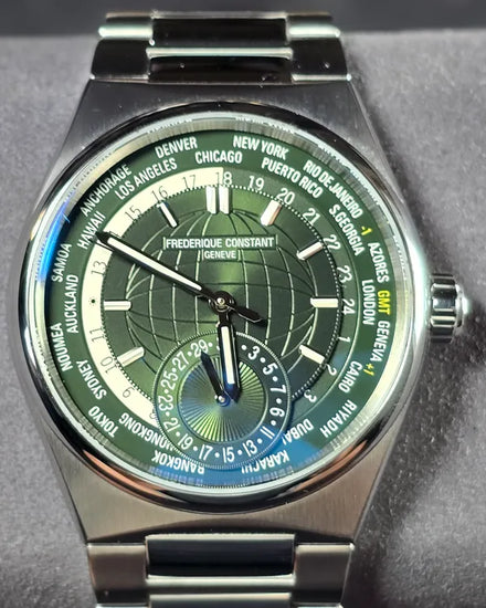 No Reserve - 2022 Frederique Constant Worldtimer 41MM Green Dial Steel Bracelet (FC-718GR4NH6B)