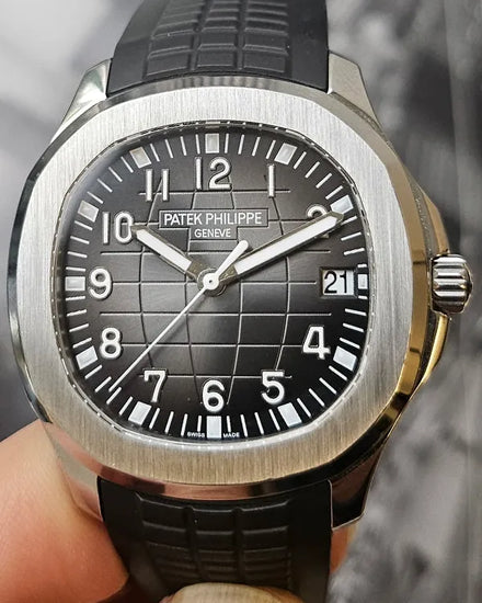 Patek Philippe Aquanaut 40MM Black Dial Rubber Strap (5167A-001)
