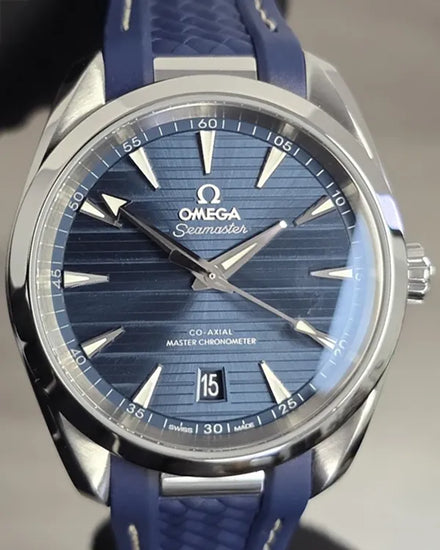 2018 Omega Seamaster Aqua Terra 150M 38MM Blue Dial Rubber Strap (220.12.38.20.03.001)