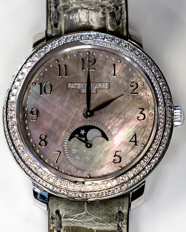 Patek Philippe Annual Calendar (4968-g-001)