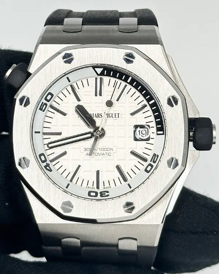 2016 Audemars Piguet Royal Oak Offshore Diver 42MM White Dial Rubber Strap (15710ST.OO.A002CA.02)