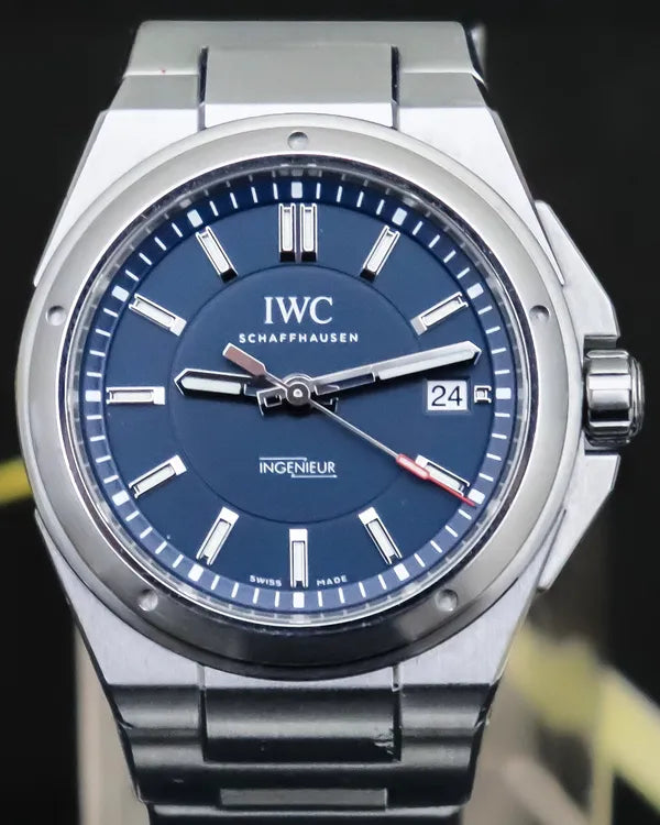 2017 IWC Schaffhausen Ingenieur “Laureus Sports for Good” 39MM Blue Dial Steel Bracelet (IW323909)
