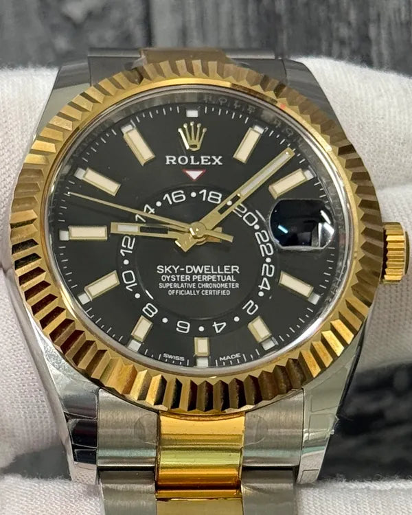 Rolex Sky-Dweller (326933)
