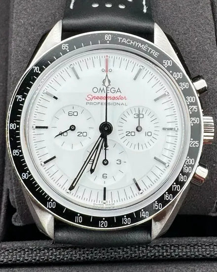 2025 Omega Speedmaster Professional Moonwatch 42MM White Dial Leather Strap (310.32.42.50.04.002)