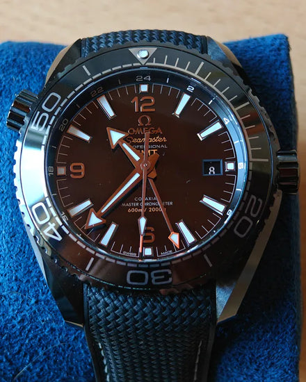 2017 Omega Seamaster Planet Ocean 600M "Deep Black" 45.5MM Black Dial Rubber Strap (215.92.46.22.01.001)