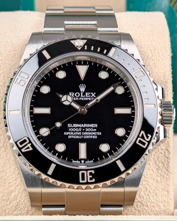 Rolex Submariner (124060)