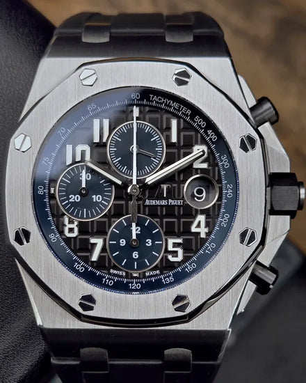 2018 Audemars Piguet Royal Oak Offshore 42MM Black Dial Rubber Strap (26470ST.OO.A028CR.01)