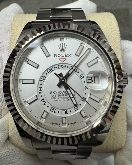 2025 Rolex Sky-Dweller 42MM White Dial Oyster Bracelet (336934)