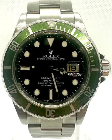 Rolex Submariner Date "Kermit" 40MM Black Dial Oyster Bracelet (16610LV)