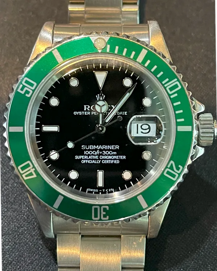 No Reserve - Rolex Submariner Date "Kermit" 40MM Black Dial Oyster Bracelet (16610)
